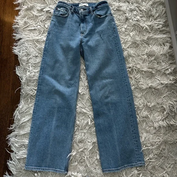 Abercrombie & Fitch '90s Relaxed Blue Jeans - Picture 3 of 6